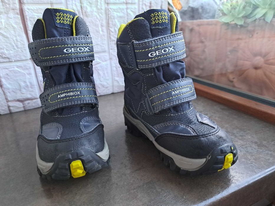 детски ботуши,зимни обувки,боти,апрески,Geox номер26 за момче,геокс