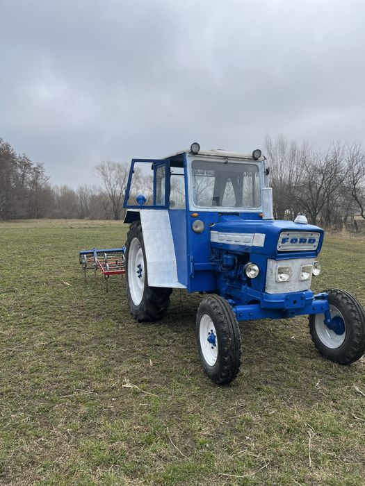 Tractor ford 4000