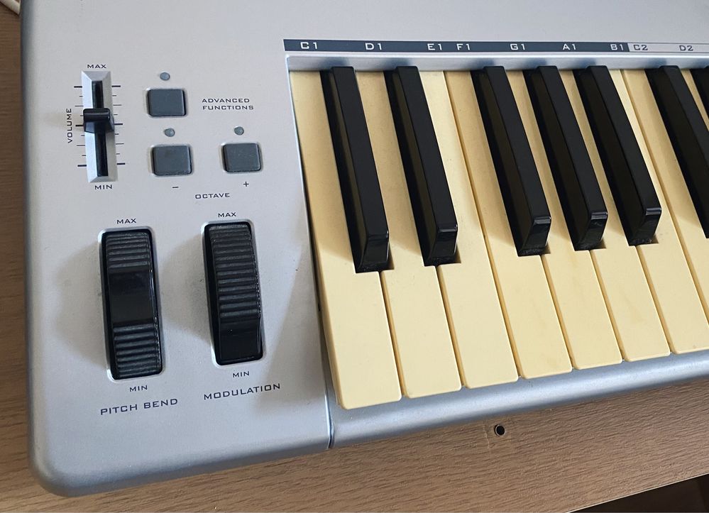 M-Audio Keystation 49e - Midi контролер, клавиатура