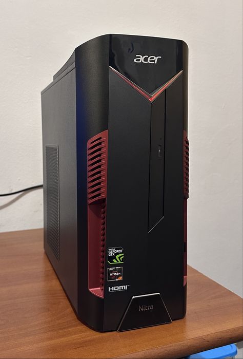 Ofertă! PC Gaming Ryzen 7 3700X, 16gb DDR4, GTX 1660Ti, 500GB NVME