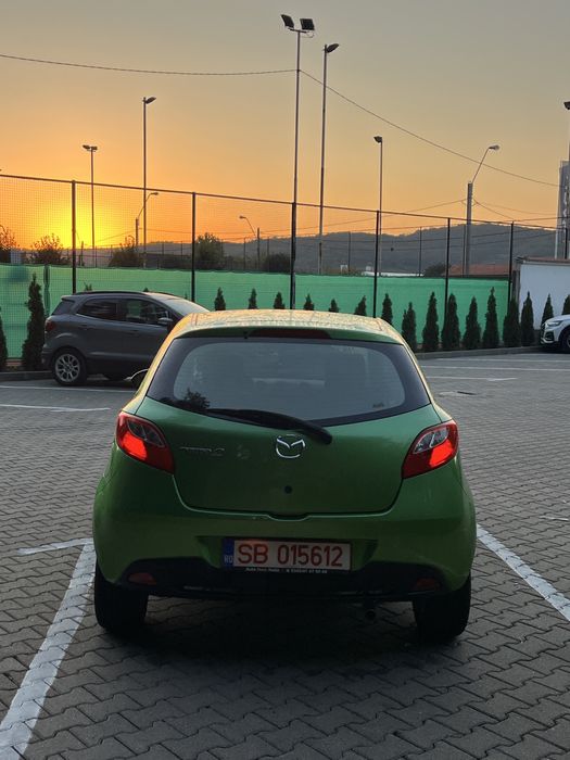 Mazda 2 // 1.3 benzina // An 2010 // 116.000 KM