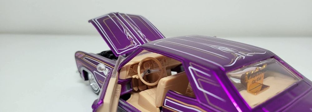 Machetă Buick Riviera 1965 1/26 Maisto