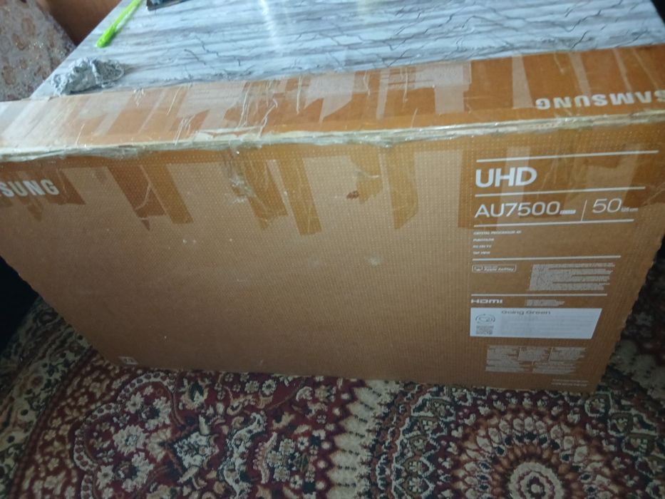 Samsnung AJ7500 50 телевизор