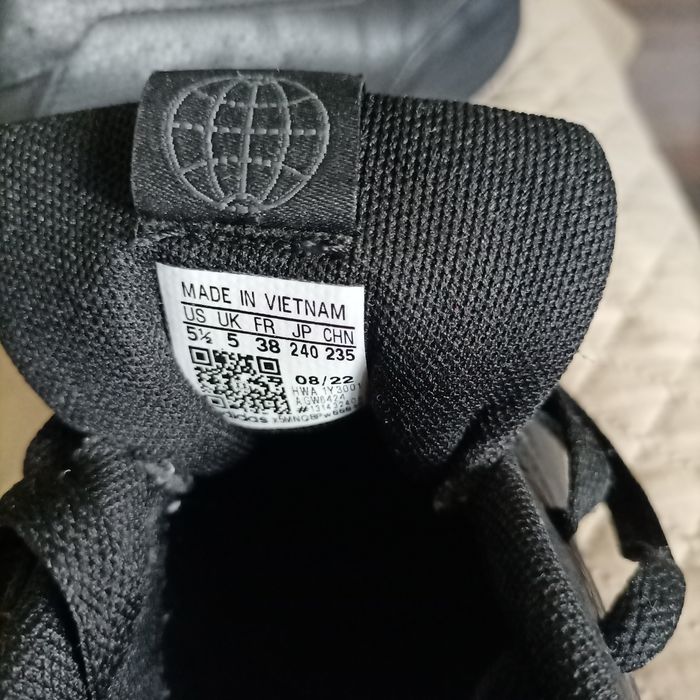 Кожени кецове Adidas