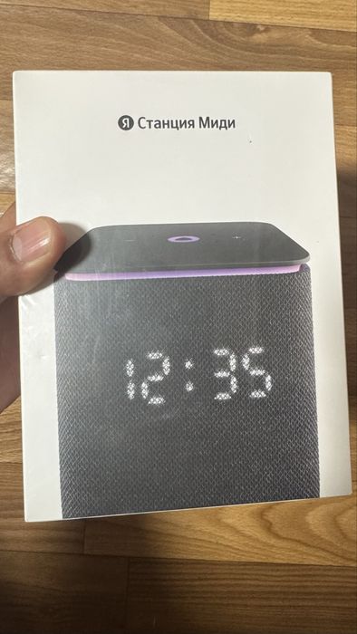 Умная колонка Яндекс станция Миди черный