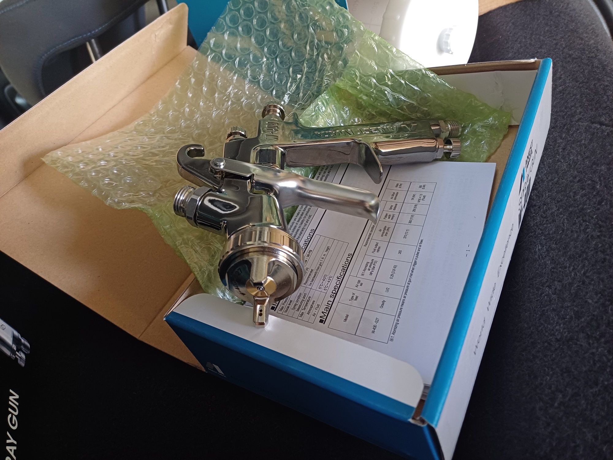 Pistol profesional vopsit Anest Iwata W400 Classic ,duza fina