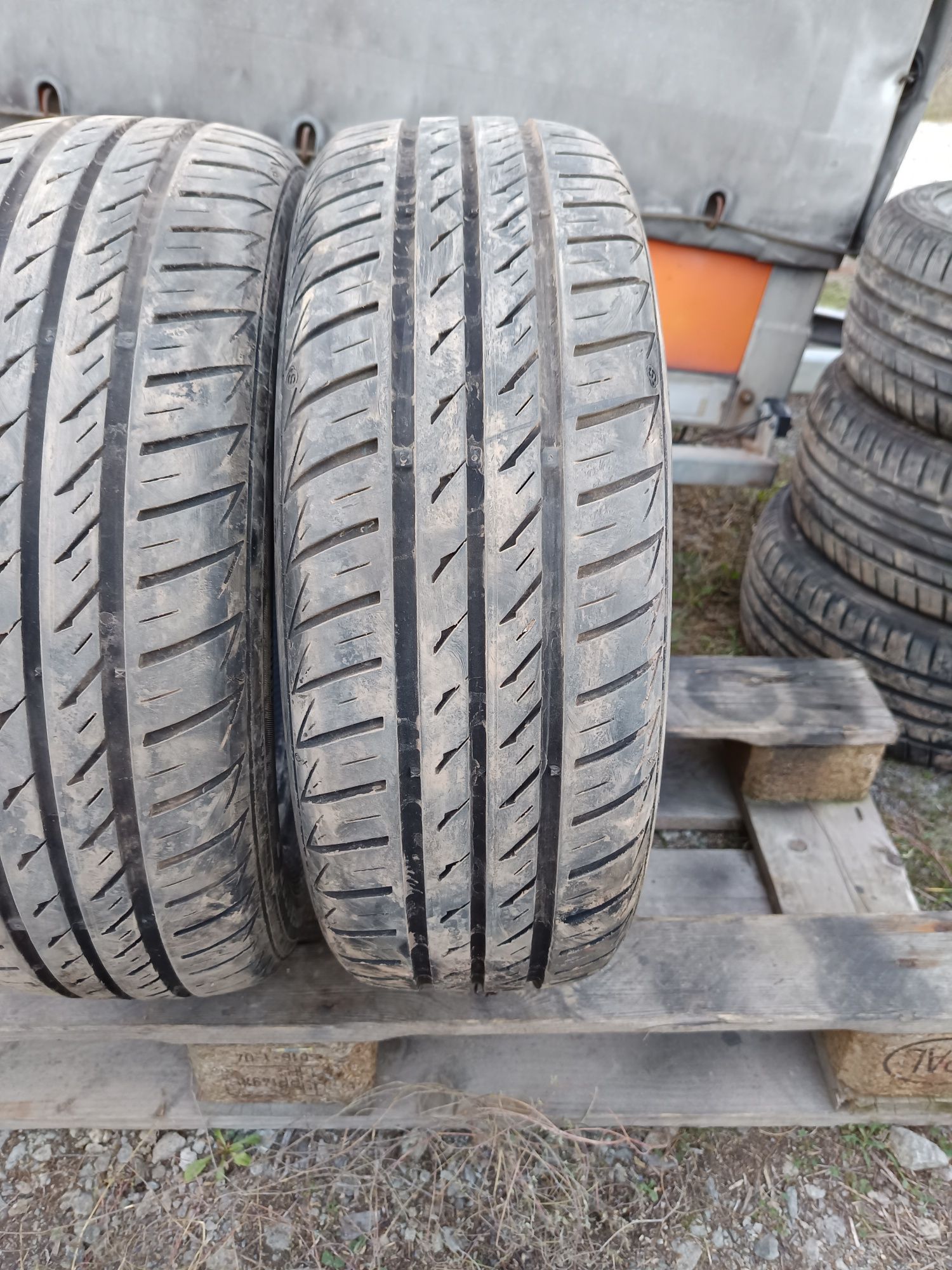 185 60R 15 H XL  Дот 1016