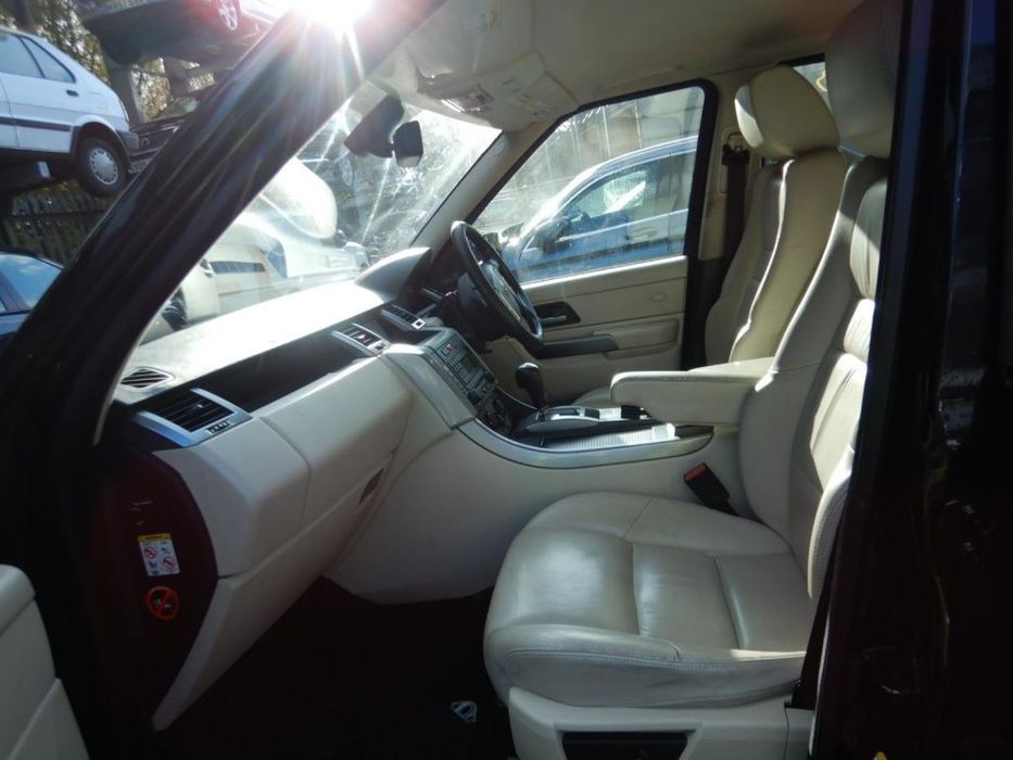 Fuzeta dreapta fata Land Rover Range Rover Sport 2007 suv 2.7
