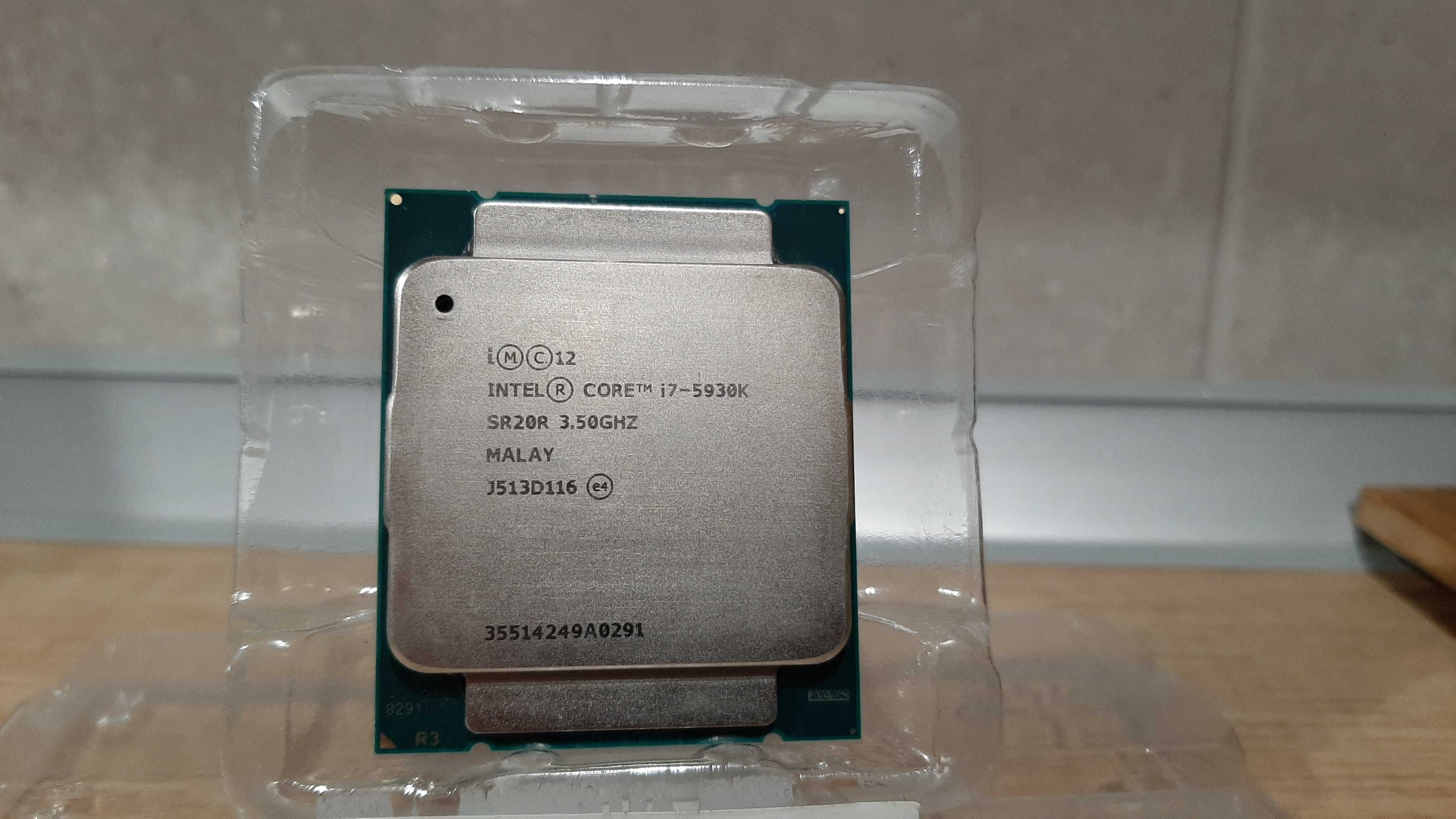 Procesoare Socket 2011-3 Intel Core i7-5930K 3.5Ghz Six Core