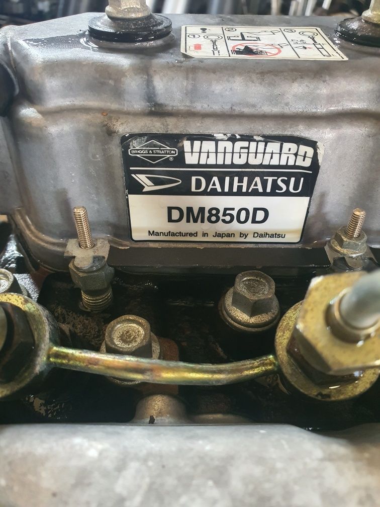 Motor Daihatsu DM850D 3 cil 24.6cp pt Miniexcavatoare /utilaje