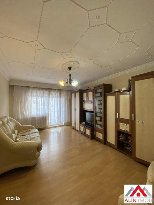 Ap.2 camere,Carpati 2