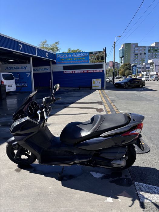 Scuter Kymco Downtown 300 ABS