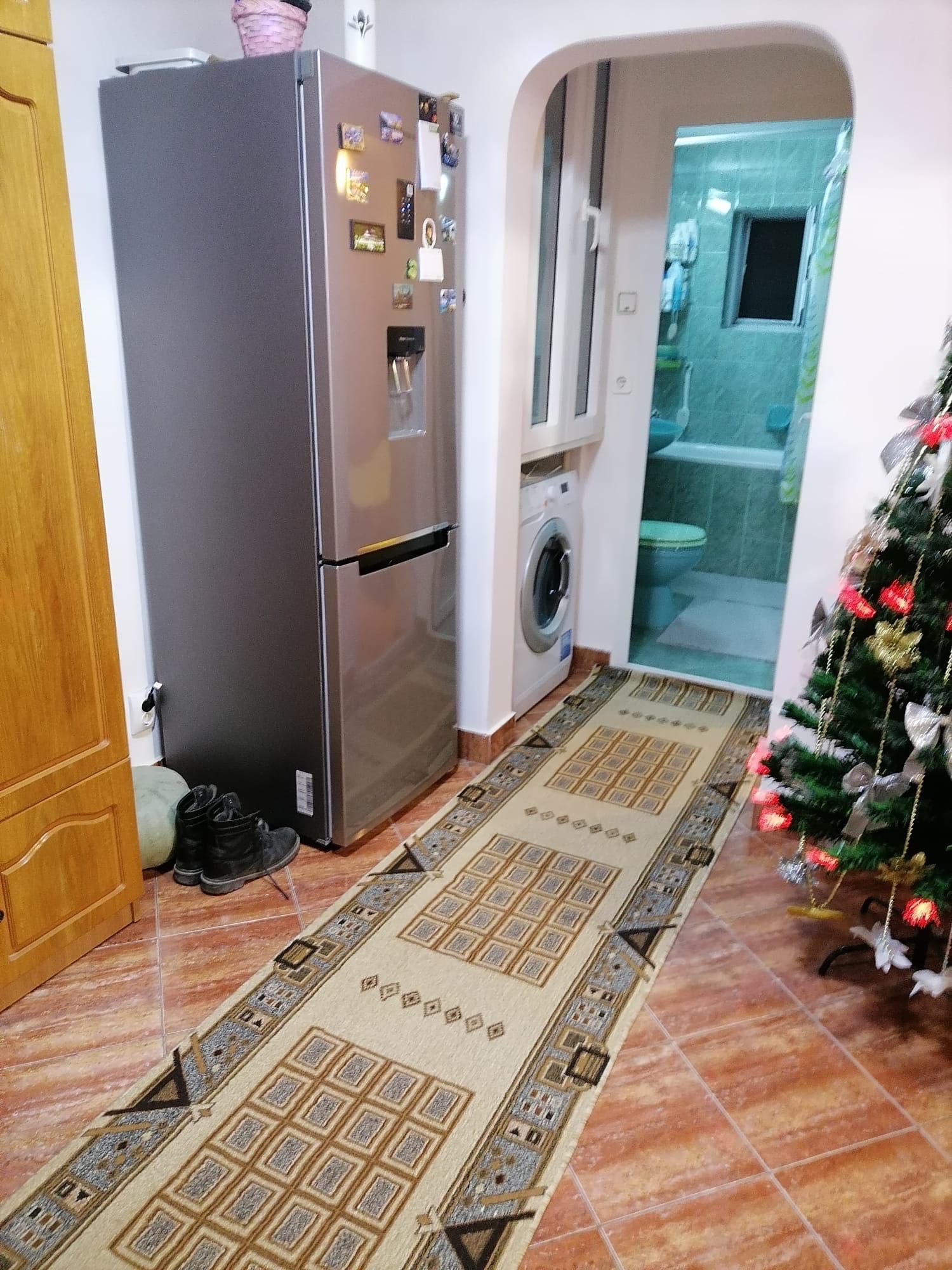 Vanzare apartament 2 camere decomandate