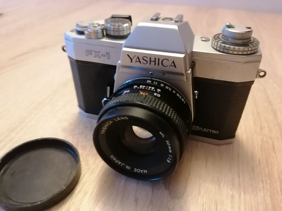 Фотоапарат yashica  fx 1