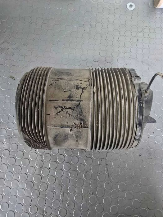 Задна дясна възглавница за Audi Q8 4M