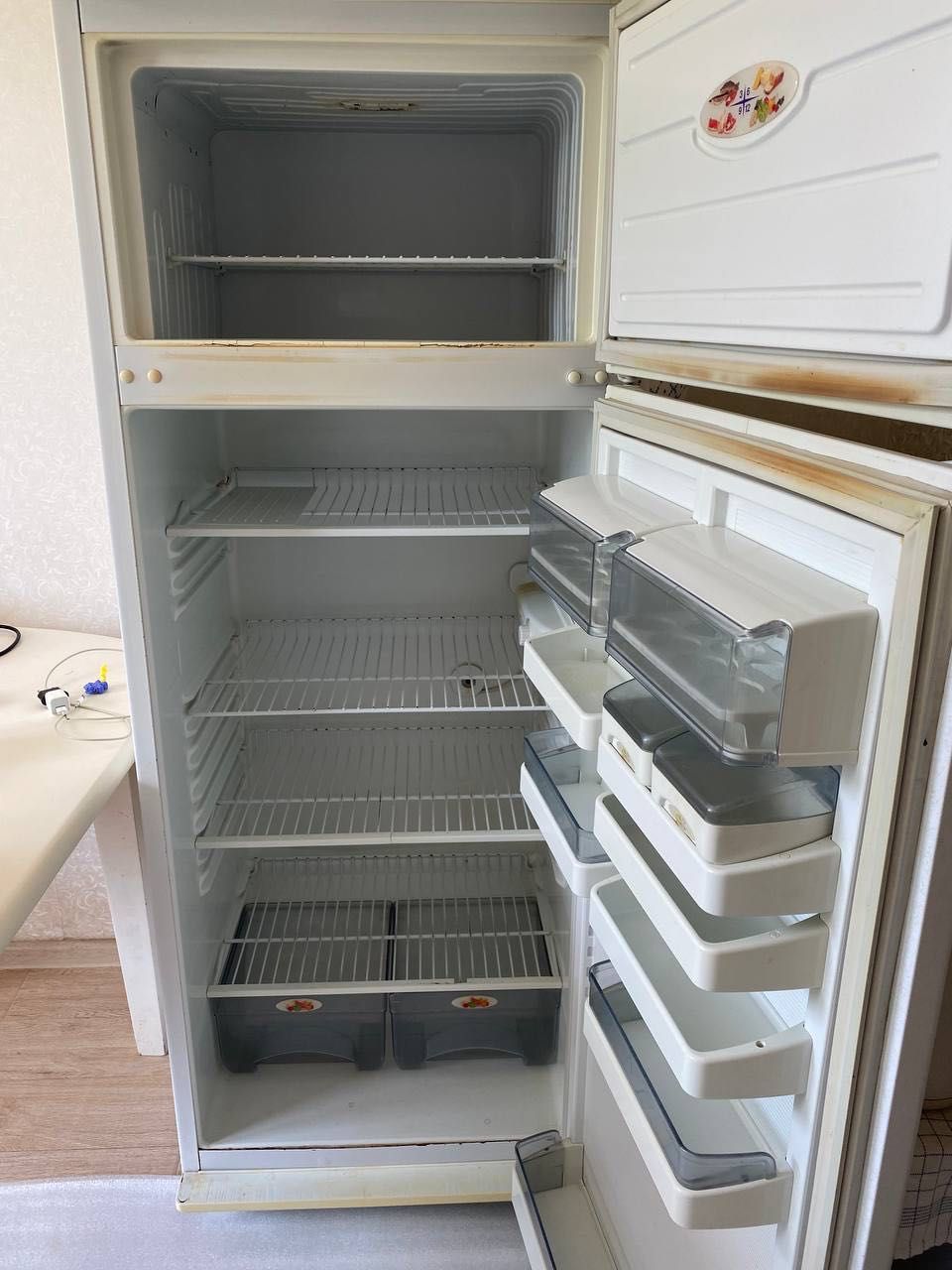 Продам холодильник МИНСК