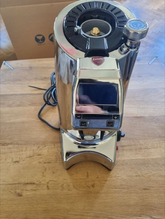 Eureka Olympus 75 Chrome – stare excelentă