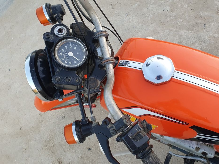 CEZET 350 Сотилади Бухорода турипти