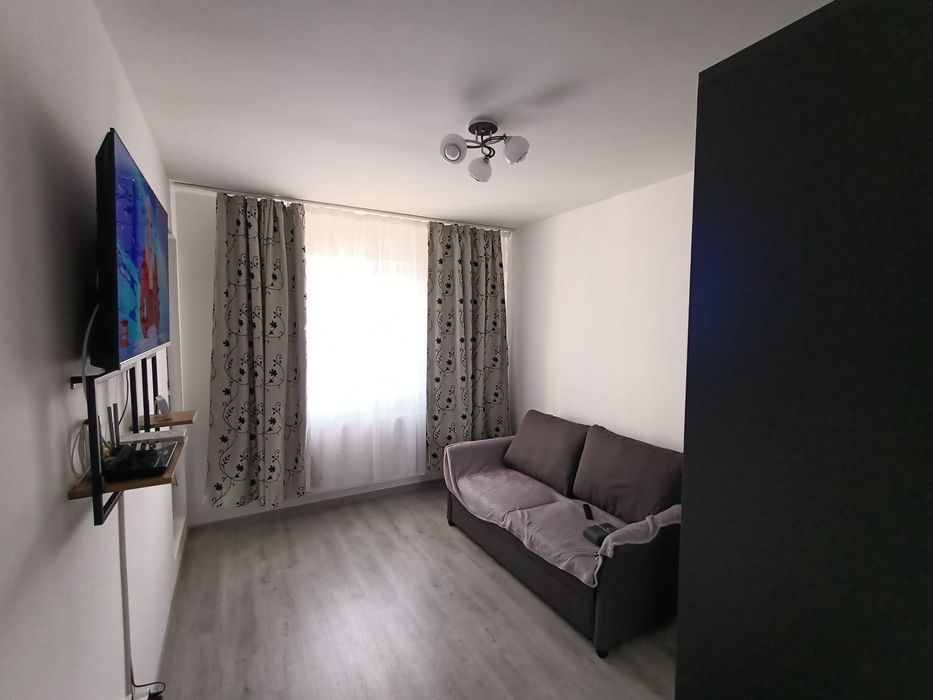 Închiriez garsonieră militari residence