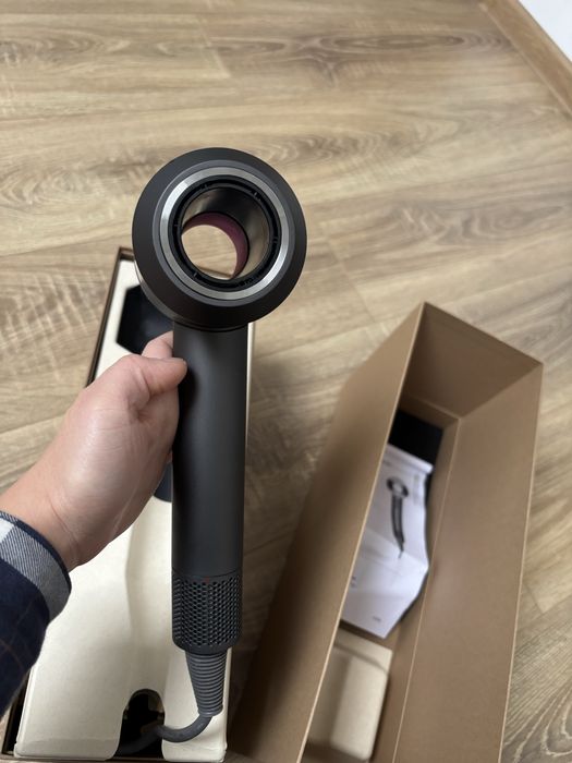 Uscator de par Dyson HD08 defect