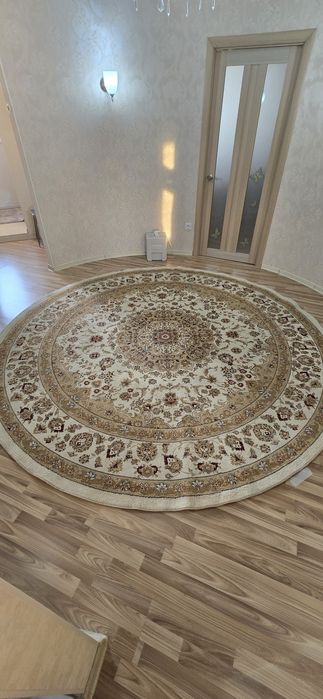 Продам ковёр натуральный б/у после химчистки