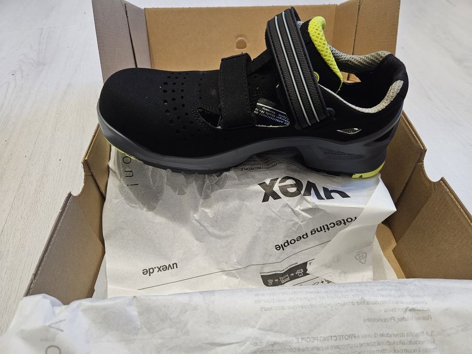 Работни Обувки UVEX 42