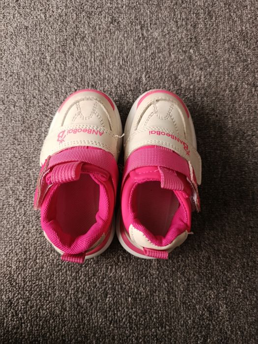 Детская обувь уги красовка