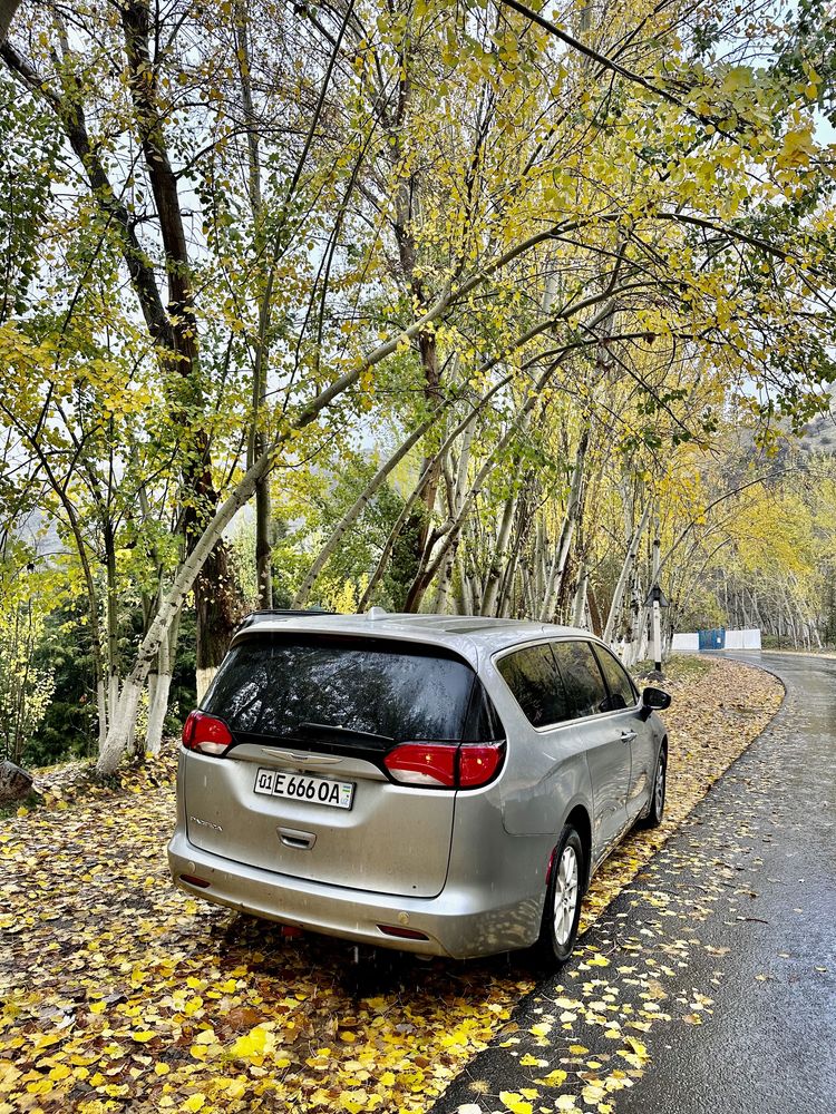 Chrysler Pacifica Touring Plus