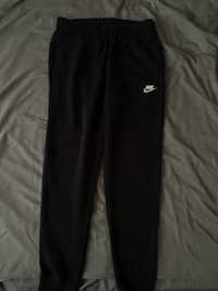 pantaloni nike negri