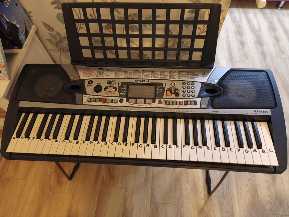 Orgă Yamaha PSR 280