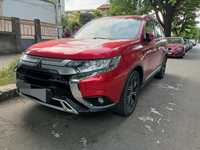 Mitsubishi outlender