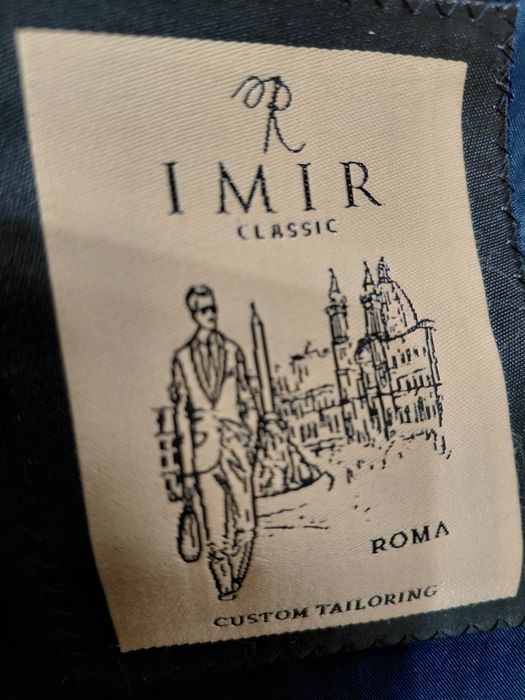 Продаётся костюм