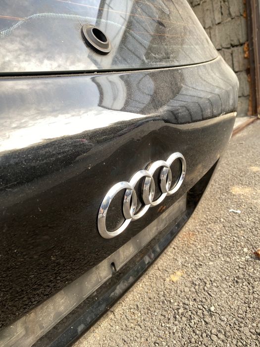Haion Audi A3 Sportback 2011 cu sticla fumurie