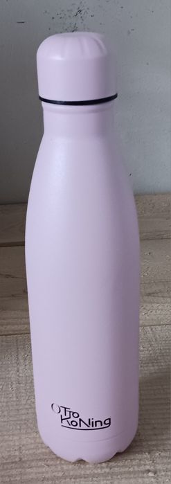 Sticlă de apă  nou