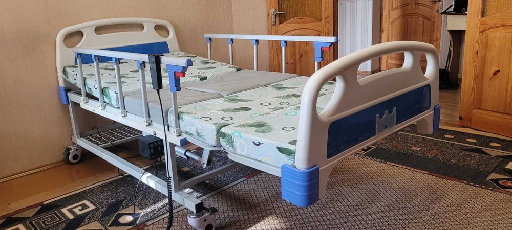 Продам медицинскую кровать для неходячих  пациентов