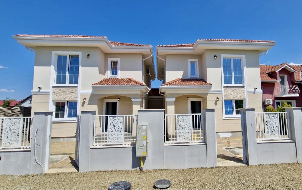 Casa SMART Mosnita Noua Fotovoltaice Automatizari Gazon aspersoare
