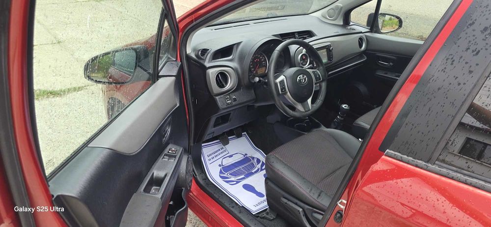 Toyota Yaris 1.4 D4D $ ПАНОРАМА $ NAVI $ Камера $ Кожа $