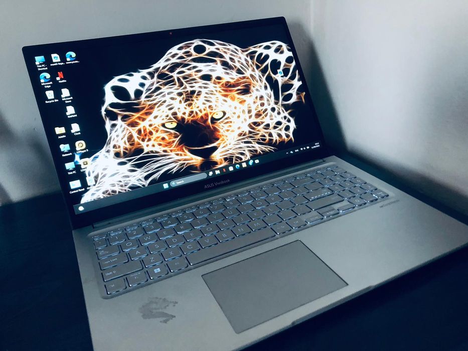 Laptop ASUS VivoBook – Intel Core i3, 8GB RAM, SSD 480GB
