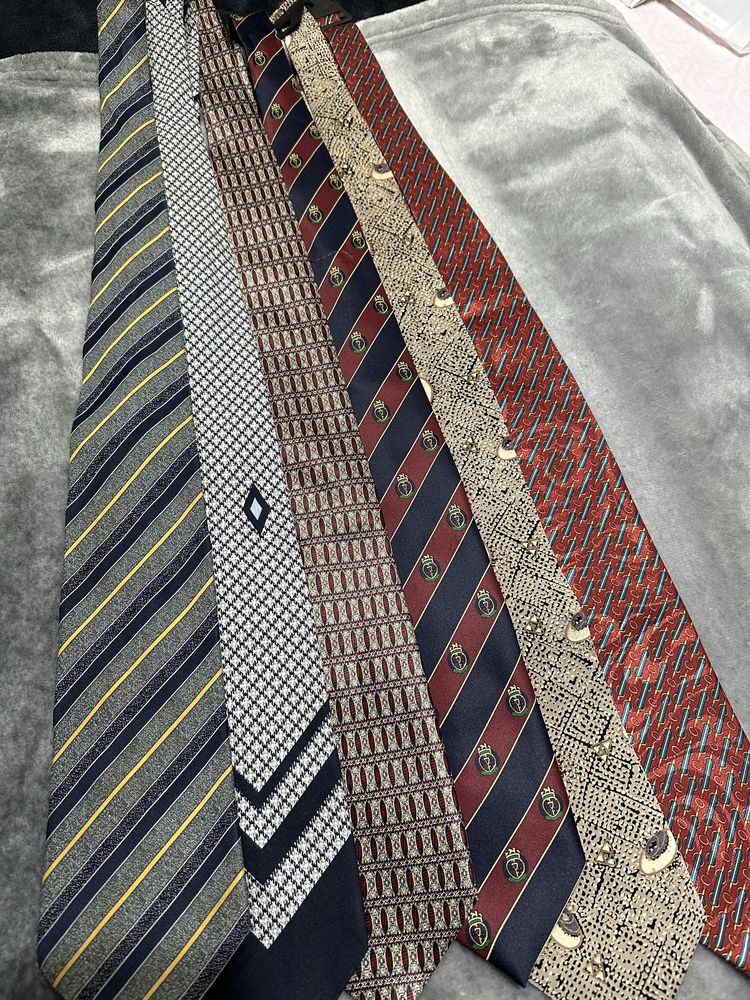 Продаются Мужские галстуки