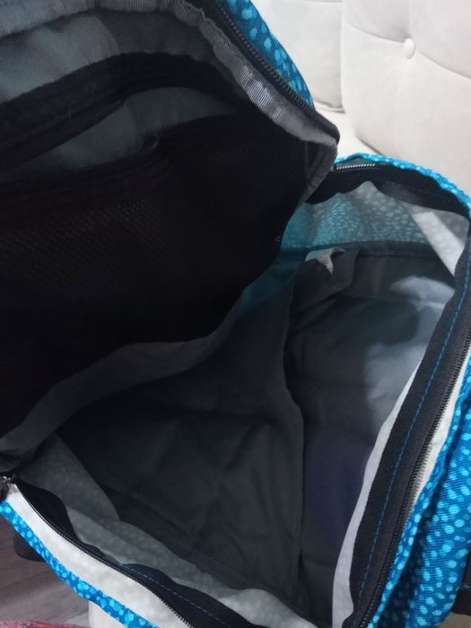 Лека раница nike