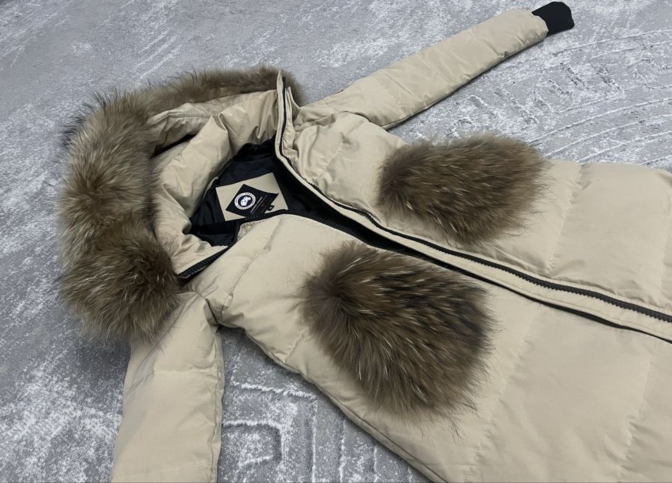 Пуховик размер 44 в идеальном состоянии