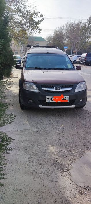 Largus Cross 2017 — 7 o‘rinli, Reno motor, metanli, a’lo holatda!