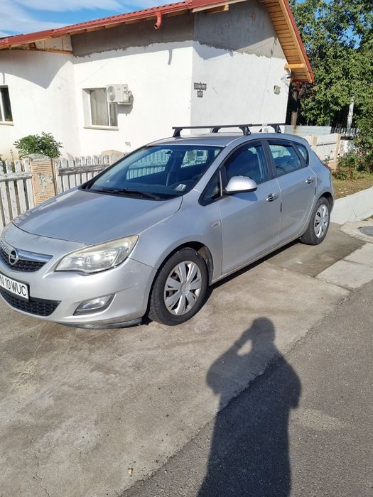 Opel astra j 2010