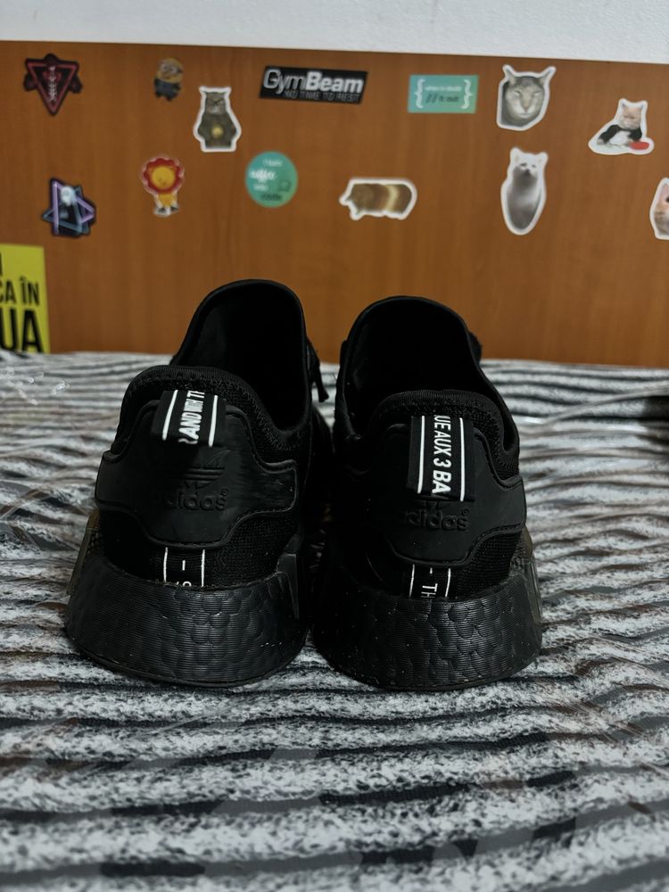 Adidas Nmd R1 Carbon black