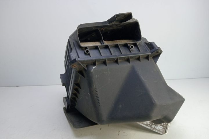 Carcasa filtru aer   2.0 benzina 06B133835BD Audi A4 B6