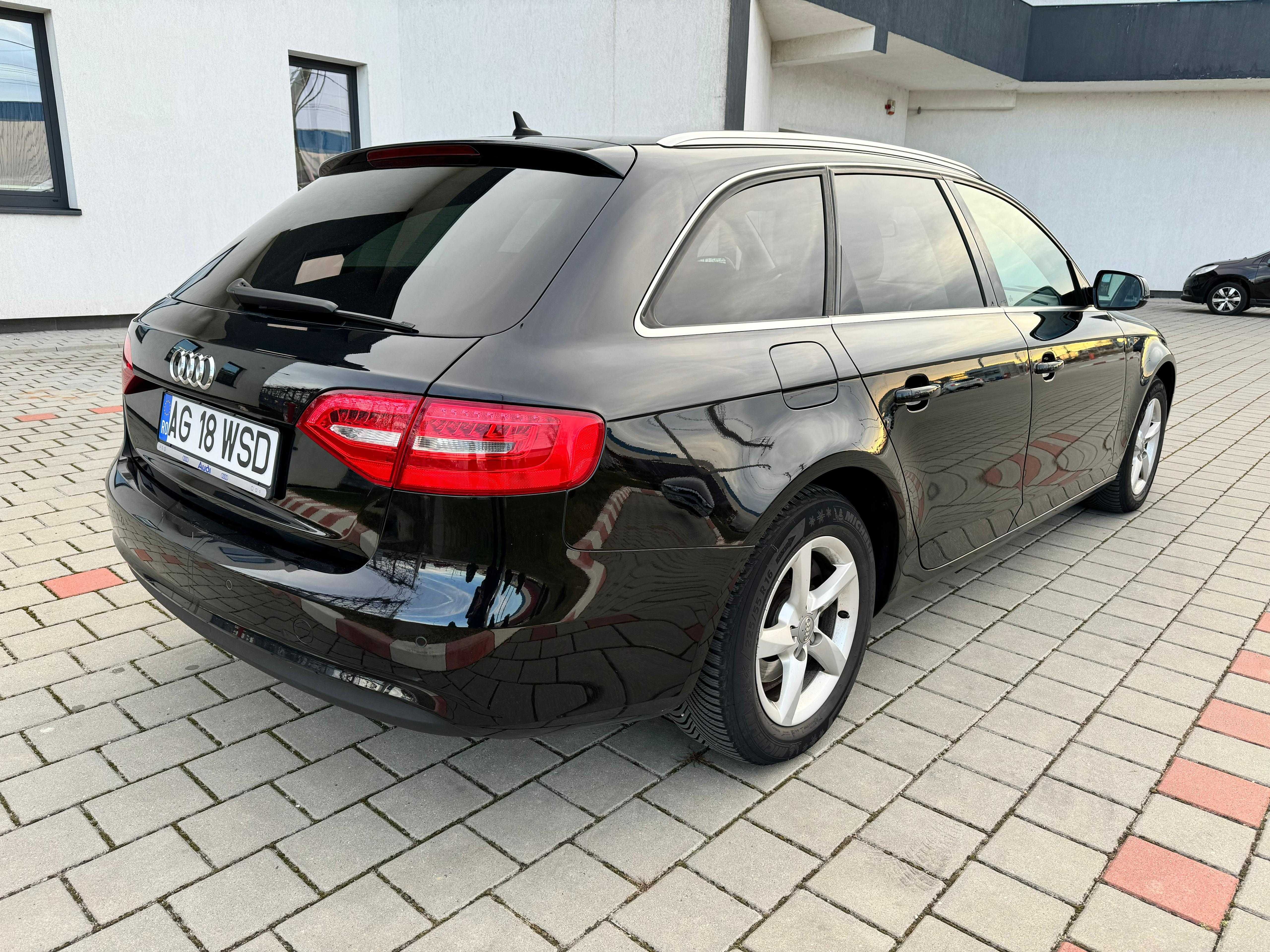 Audi A4 B8 2.0TDI 190 CP Piele / Xenon / Pilot / Incalzire