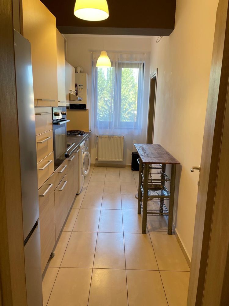 De inchiriat apartament