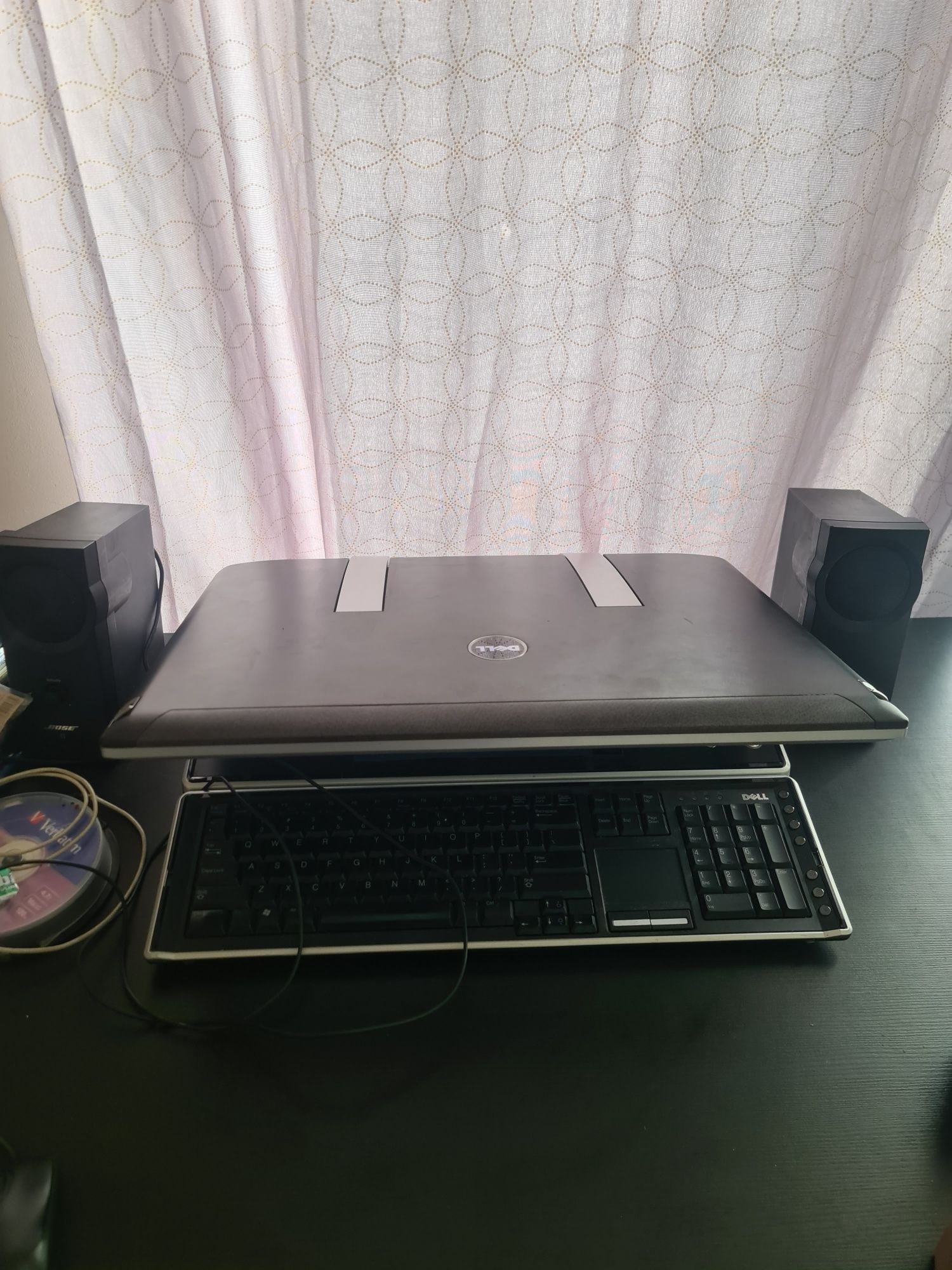 Vand laptop Dell XPS 2010