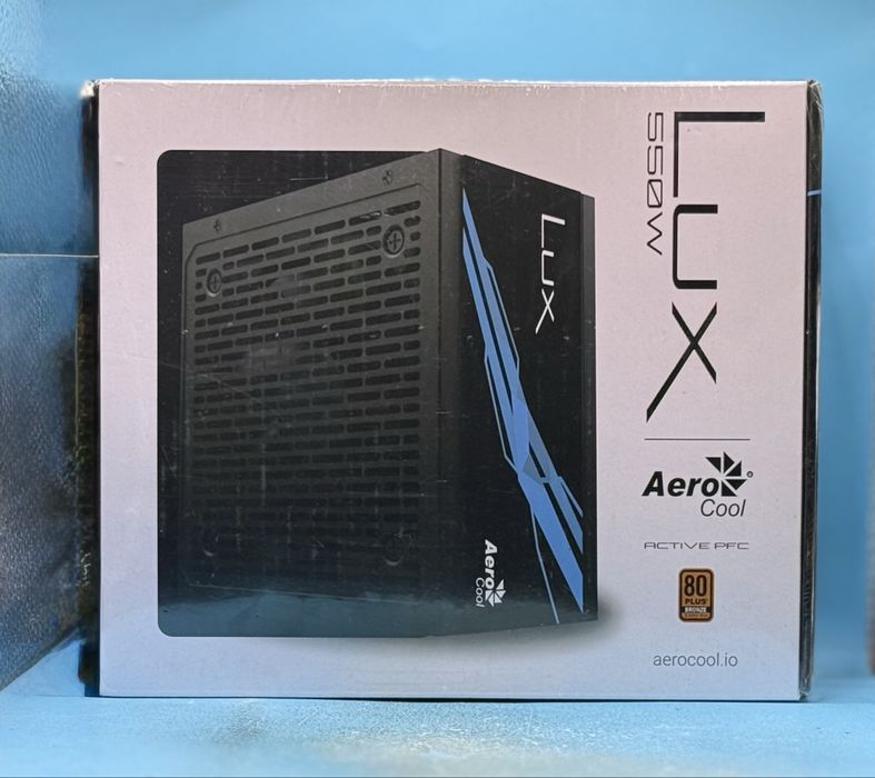 НОВО!!! Захранващ блок Aerocool LUX 550W, PFC Active