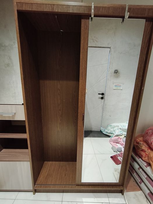 Шкаф в прихожую, дёшево